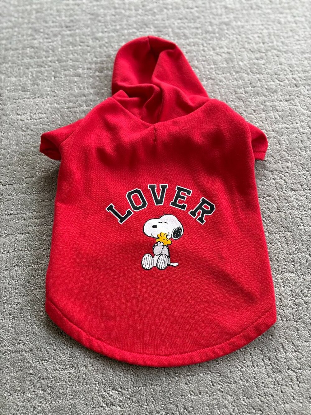 Peanuts Snoopy Dog Hoodie Size Large “Lover” Red Sweatshirt with Woodstock